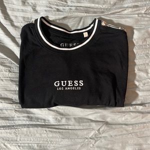 GUESS size M black tee